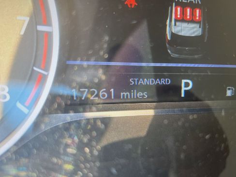 Used 2025 Nissan Rogue S image 5