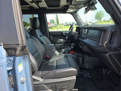 Used 2025 Ford Bronco Badlands AWD/4WD image 18