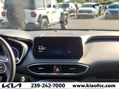 Used 2023 Hyundai Santa Fe SEL w/ Premium Package FWD image 18