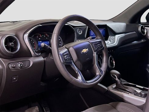 Used 2022 Chevrolet Blazer LT image 7