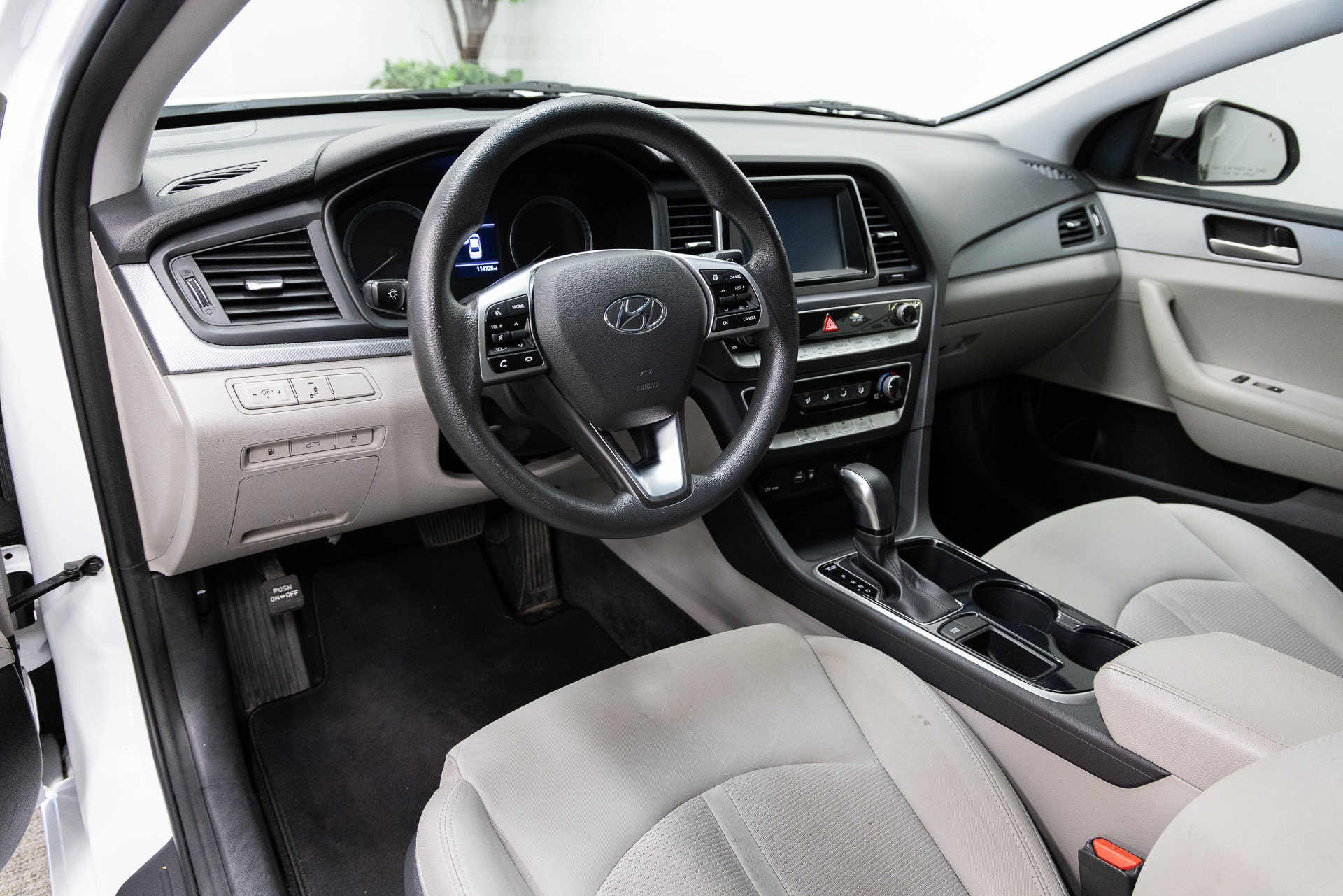 Used 2019 Hyundai Sonata SE FWD image 6