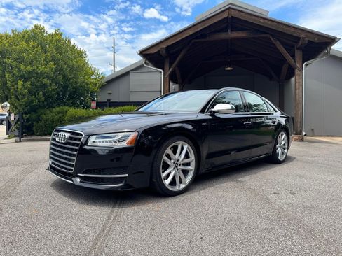 Used 2017 Audi S8 Plus AWD/4WD image 9
