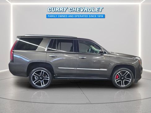 Used 2020 Cadillac Escalade Premium Luxury image 14