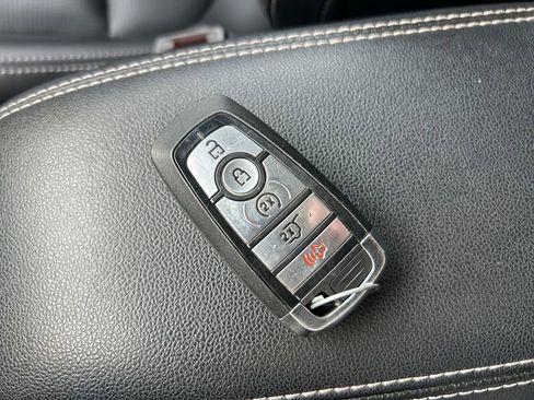 Used 2023 Ford Escape Platinum image 33