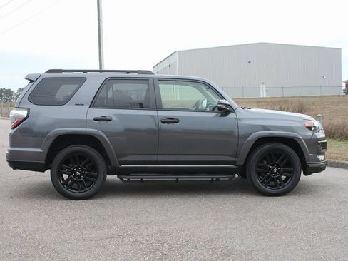 Used 2021 Toyota 4Runner Nightshade image 19