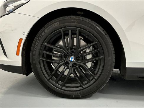 Used 2024 BMW 530i xDrive w/ Premium Package image 11