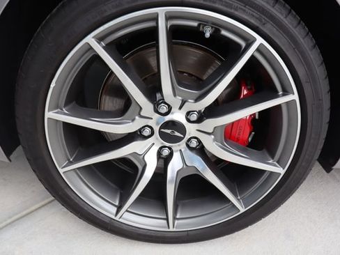Used 2025 Genesis G70 2.5T RWD image 45