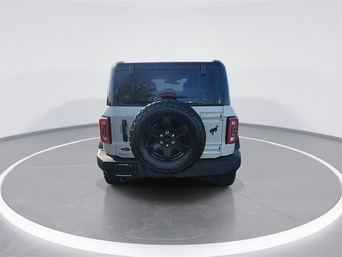 New 2025 Ford Bronco Outer Banks w/ Black Appearance Package image 7