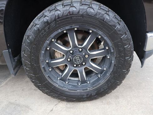 Used 2019 Chevrolet Silverado 1500 LT w/ All-Star Edition AWD/4WD image 9