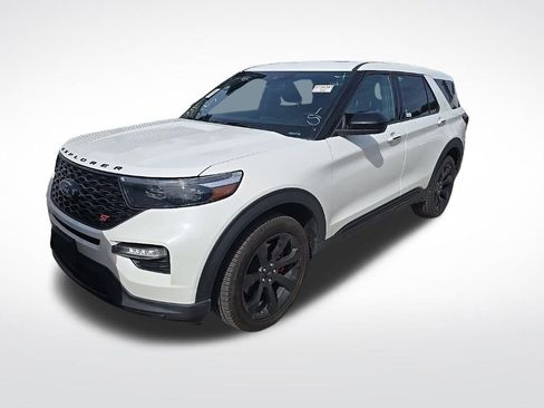 Used 2022 Ford Explorer ST w/ ST Street Pack image 4