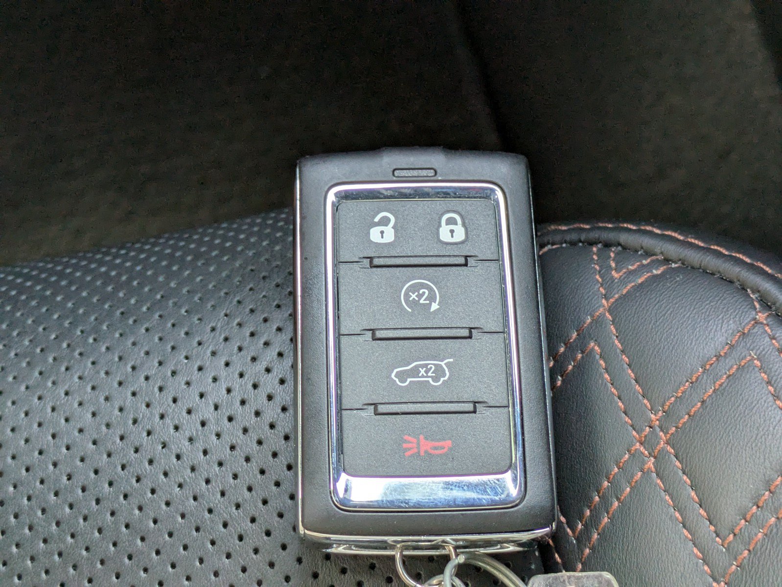Used 2024 Jeep Grand Cherokee L Summit AWD/4WD image 33