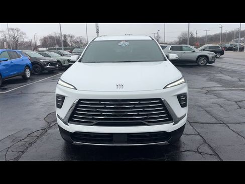 Used 2025 Buick Enclave Preferred w/ LPO, Floor Liner Package image 3