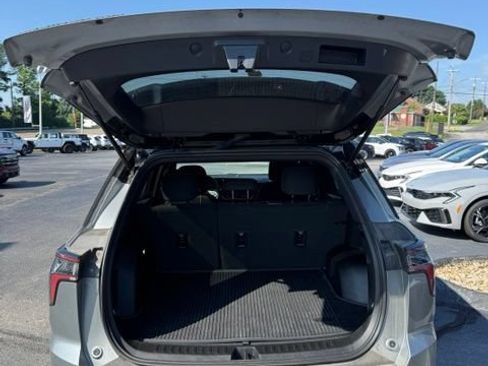 Used 2026 Chevrolet Equinox LT w/ LPO, Floor Liner Package AWD/4WD image 7