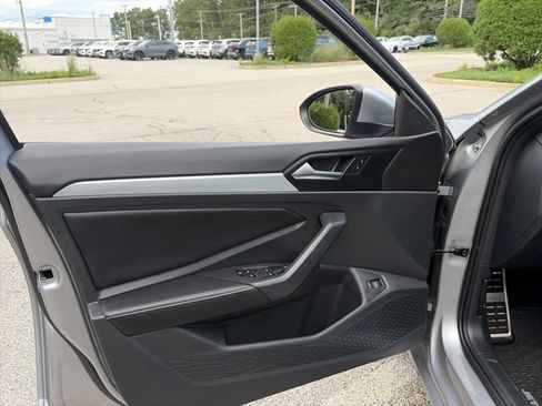 Used 2026 Volkswagen Jetta Sport FWD image 15