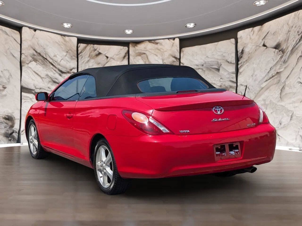 Used 2006 Toyota Solara SE FWD image 5