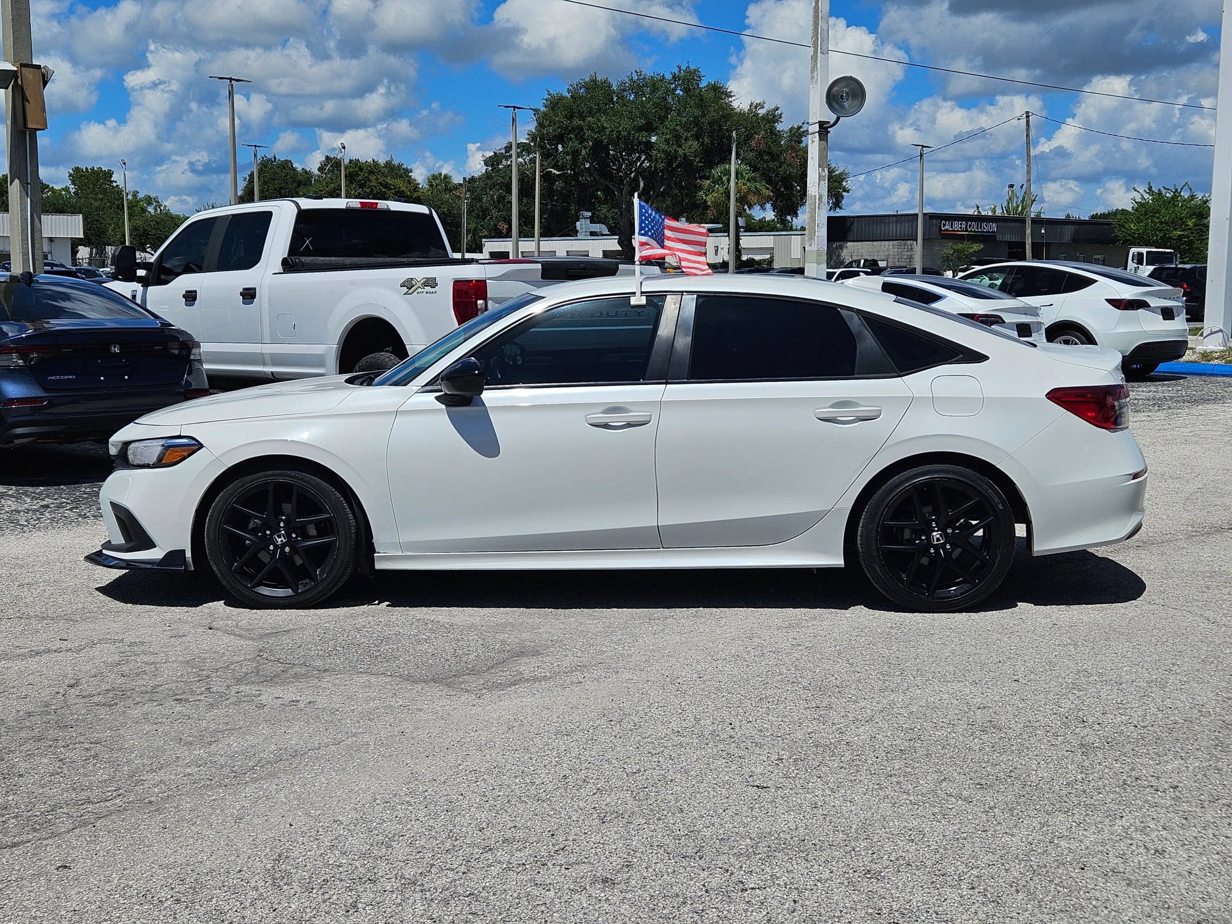 Used 2022 Honda Civic Sport image 4