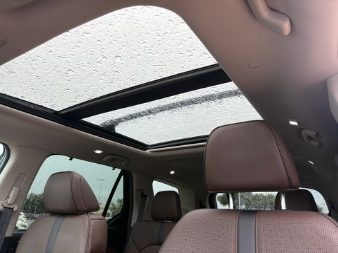 Certified 2025 Honda Pilot Elite image 17