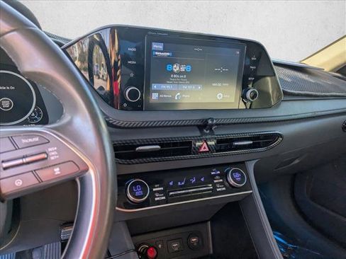 Used 2020 Hyundai Sonata SEL w/ Convenience Package image 11