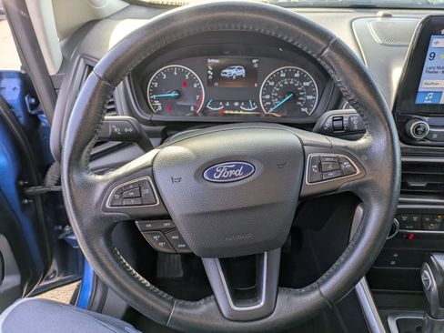 Used 2019 Ford EcoSport SE w/ SE Convenience Package image 18