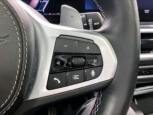 Certified 2023 BMW X7 M60i image 20