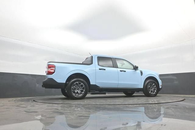 New 2026 Ford Maverick XLT w/ XLT Luxury Package FWD image 40