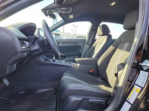 Used 2025 Honda Civic Sport image 13