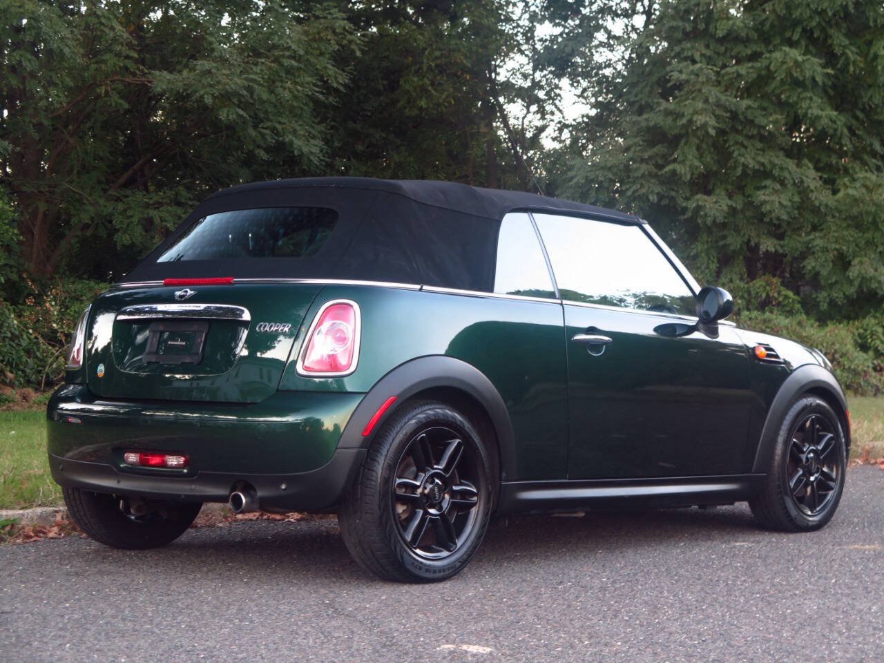 Used 2015 MINI Cooper Convertible FWD image 7