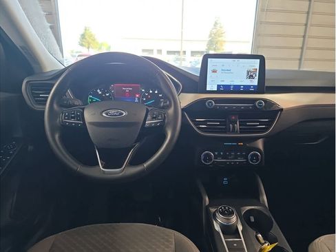 Used 2022 Ford Escape SE w/ Convenience Package image 17