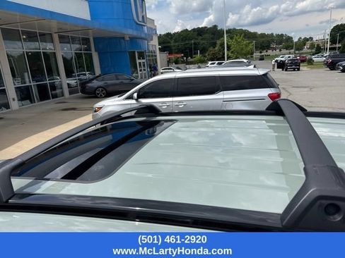 Used 2021 Toyota RAV4 XLE w/ Convenience Package AWD/4WD image 6