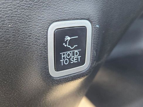 Used 2024 Jeep Wagoneer Launch Edition image 15