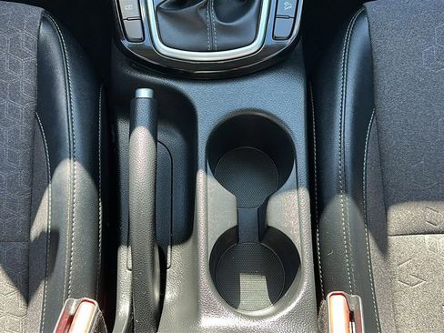 Used 2025 Kia Seltos S image 28