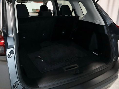 Certified 2023 Nissan Rogue S image 13