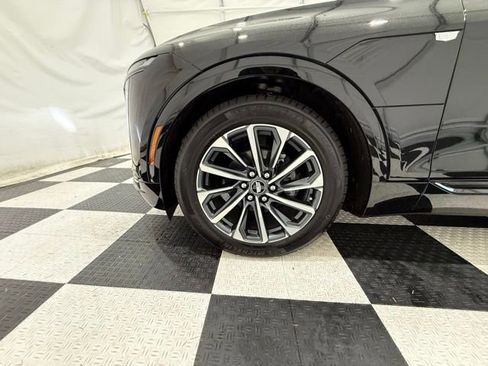 Used 2024 Cadillac Lyriq Sport image 11