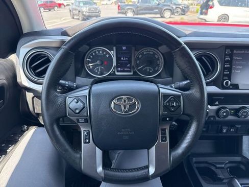 Used 2020 Toyota Tacoma SR5 image 20