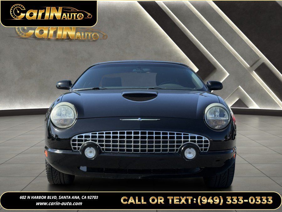 Used 2002 Ford Thunderbird RWD image 2