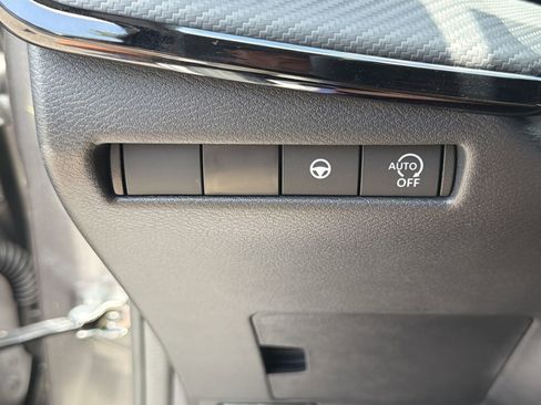 New 2026 Nissan Kicks SR FWD image 15