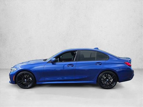 Used 2020 BMW 330i Sedan w/ Executive Package RWD image 9