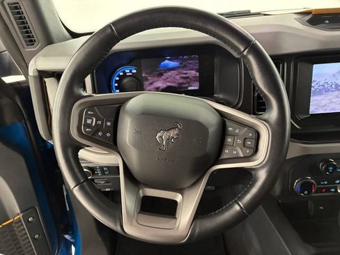 Used 2023 Ford Bronco Badlands w/ Sasquatch Package AWD/4WD image 22