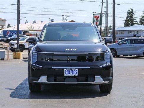 New 2026 Kia EV9 Wind image 2