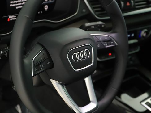 Certified 2023 Audi Q5 2.0T Premium Plus w/ Premium Plus Package image 16