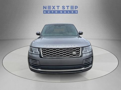 Used 2020 Land Rover Range Rover HSE image 2