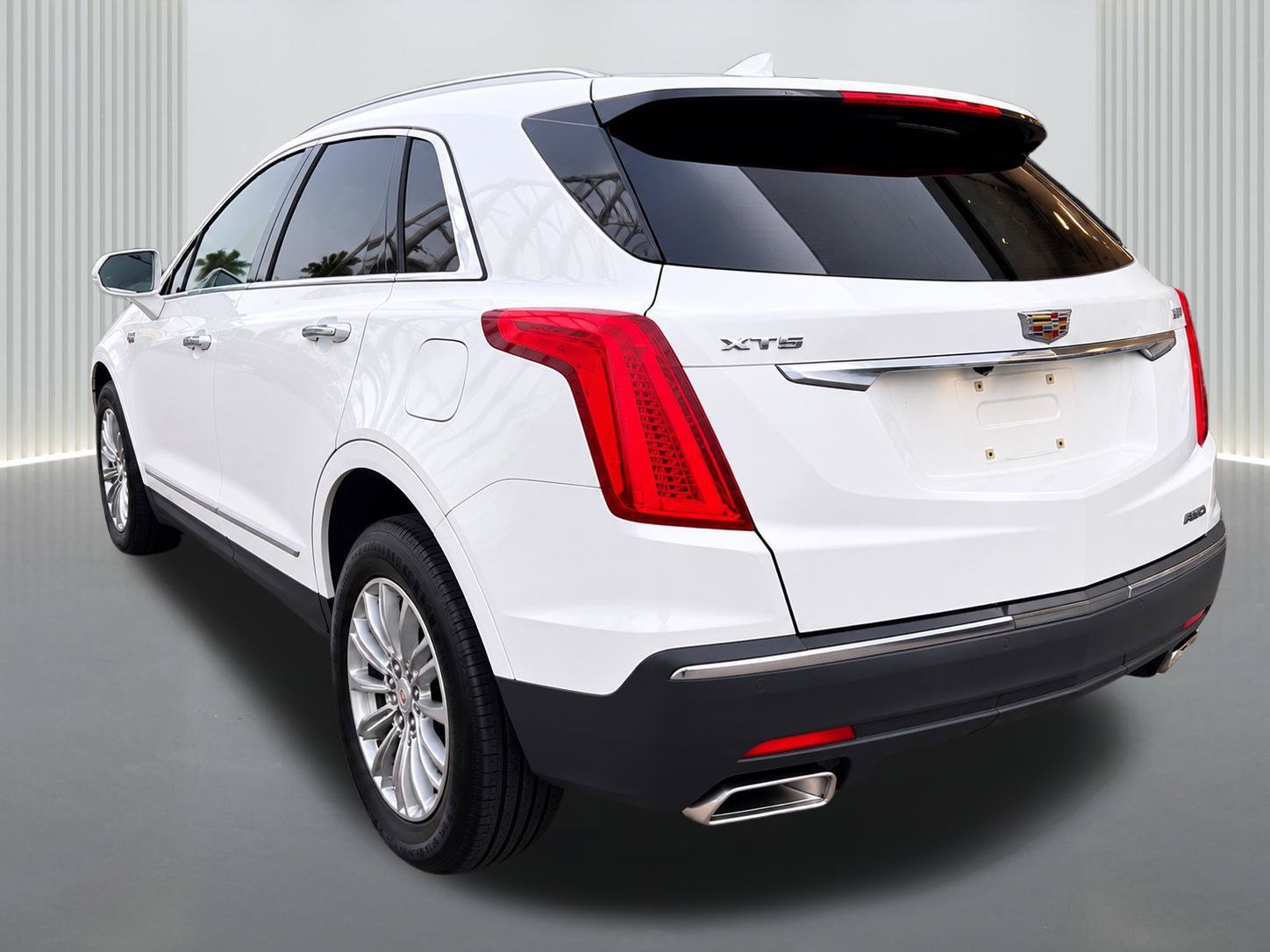 Used 2018 Cadillac XT5 Luxury FWD image 5