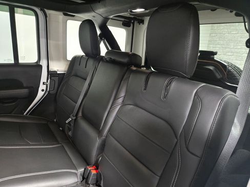 Used 2023 Jeep Wrangler Unlimited Sahara w/ Cold Weather Group image 34