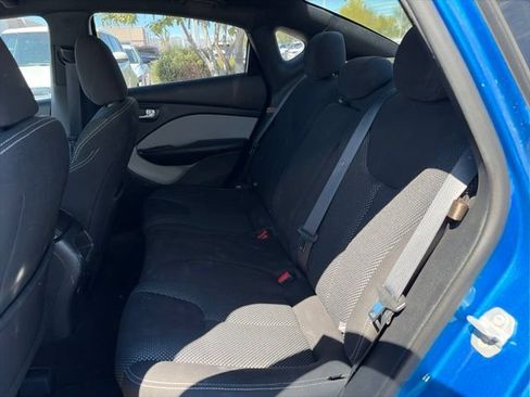 Used 2015 Dodge Dart SXT FWD image 3