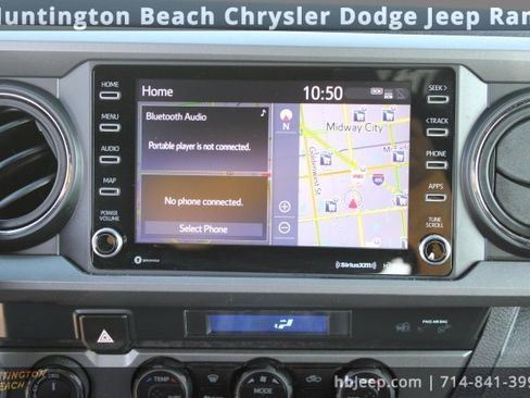 Used 2022 Toyota Tacoma TRD Sport image 13