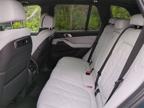 New 2026 BMW X5 sDrive40i w/ Climate Comfort Package image 12