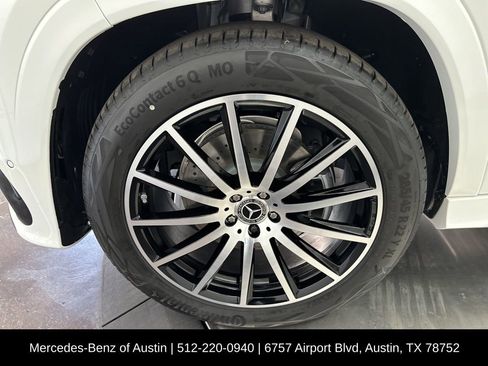 Certified 2026 Mercedes-Benz GLS 450 4MATIC image 12