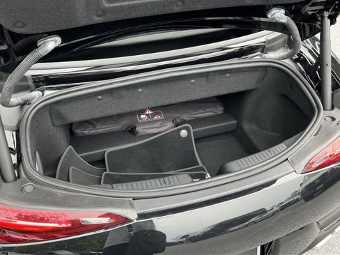 Certified 2022 Mercedes-Benz SL 55 AMG 4MATIC w/ Driver Assistance Package image 31