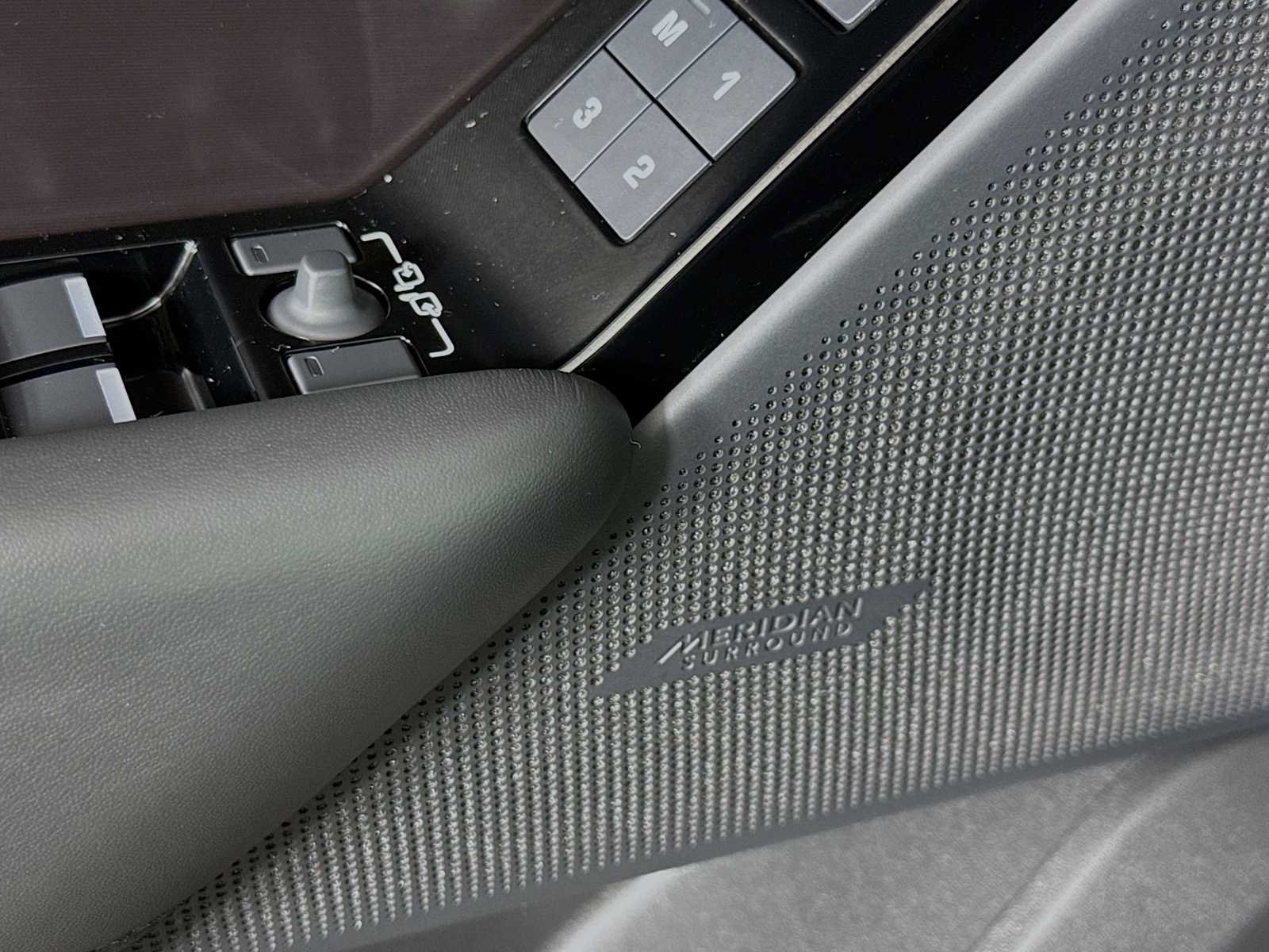 Used 2026 Land Rover Range Rover Velar Autobiography AWD/4WD image 19