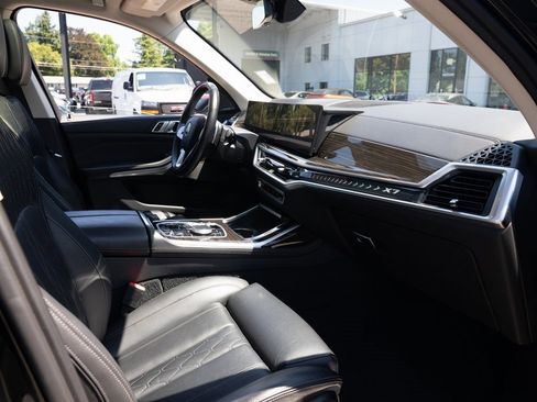 Used 2023 BMW X7 xDrive40i image 26